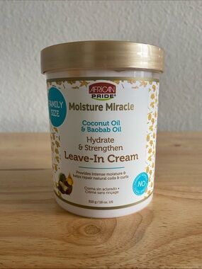 African Pride Moisture Miracle Leave-In Cream (family size)